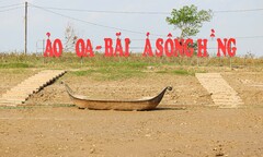 Cảnh tan hoang khó tin ở vườn hoa nổi tiếng, từng 'hái ra tiền' tại Hà Nội