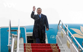 Tổng Bí thư, Chủ tịch nước đến Ulan Bator, bắt đầu thăm cấp Nhà nước tới Mông Cổ