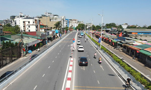 Thông xe đường Âu Cơ, Xuân Diệu chào mừng 70 năm Ngày Giải phóng Thủ đô