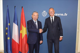 Tổng Bí thư, Chủ tịch nước gặp, làm việc với cựu Thủ tướng Pháp Edouard Philippe