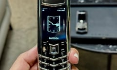 Chiếc Vertu Signature ‘phông bạt’ giống 99% hàng thật, làm sao để phân biệt?