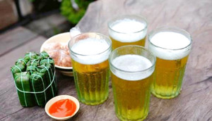 Uống 4 cốc bia mất bao lâu để nồng độ cồn về 0?