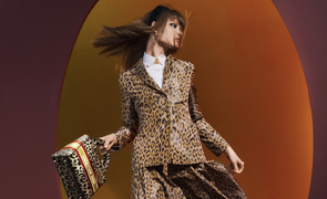 Đẳng cấp hơn trong mùa thu này khi diện trang phục họa tiết da báo