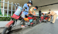 Đi xe máy tự chế bị phạt bao nhiêu tiền?