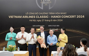 Nhạc trưởng Cesar Alvarez: 'Vietnam Airlines Classic giúp nâng tầm Việt Nam'
