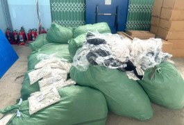 Bắt xe tải chở hàng nghìn quần áo giả nhãn hiệu Zara, Mango 