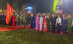 Tái hiện Lễ chào cờ đặc biệt ngày 10/10/1954 tại Hoàng thành Thăng Long