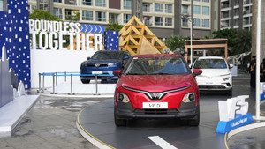 VinFast trở thành hãng xe bán chạy nhất thị trường Việt Nam tháng 9