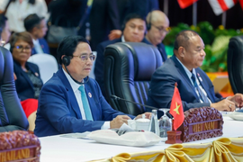 Thủ tướng tham dự Hội nghị Cấp cao ASEAN - Ấn Độ và ASEAN - Canada