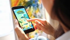 'Làm sạch biển, nhận quà sống xanh' với BIDV Green Mission