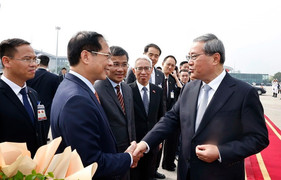 Thủ tướng Trung Quốc Lý Cường rời Hà Nội, kết thúc tốt đẹp chuyến thăm Việt Nam