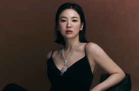 Sao Hàn 15/10: Đẳng cấp của Song Hye Kyo, thành viên BTS bị lừa tiền