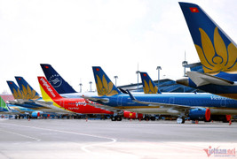 Hàng không tốn chục triệu USD mua tín chỉ carbon, lo giá vé máy bay tăng