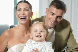 Đồng đội Ronaldo lương tháng 27 tỷ đồng, chỉ chu cấp 13 triệu nuôi con