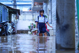 Dự báo thời tiết TP.HCM ngày 19/10: Cảnh báo ngập do mưa lớn kết hợp triều cường