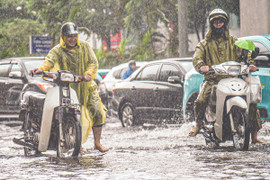 Thời tiết ngày 22/10: Bắc Bộ đón không khí lạnh tăng cường, Trung Bộ mưa lớn