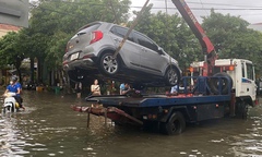 Miền Trung mưa trắng trời, nhiều đô thị ngập cục bộ
