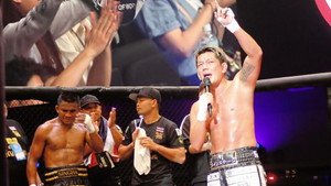 Hòa ‘Thánh Muay’ Buakaw, võ sĩ Nhật Bản thách thức Floyd Mayweather Jr