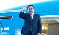 Thủ tướng lên đường tham dự Hội nghị thượng đỉnh BRICS mở rộng tại Nga