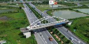 Năm cây cầu cụt, bỏ hoang gần 20 năm trên dự án đường sắt nghìn tỷ