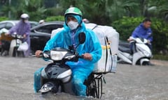 Dự báo thời tiết: Bão Trami không đổ bộ, gây mưa cực lớn từ Quảng Trị-Quảng Ngãi