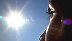 Bác sĩ nói gì về phương pháp nhìn mặt trời sẽ cải thiện cận thị?