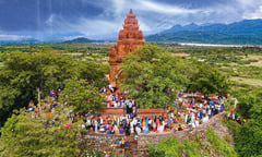 'Điểm danh' những tháp Chăm cổ đẹp mê hồn ở Ninh Thuận