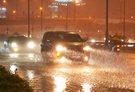 Dự báo thời tiết TP.HCM ngày 28/10: Cảnh báo mưa dông cục bộ