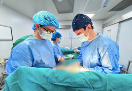 Gặp họa sau tiêm 'dung dịch tiêu mỡ'