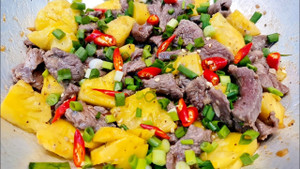 Cách làm bò xào dứa thơm ngon cực đơn giản