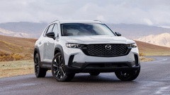 Mazda trên đà phá kỷ lục doanh số nhờ xe hybrid