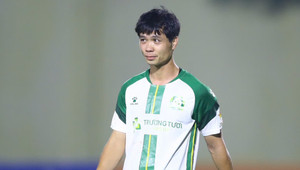 Trực tiếp bóng đá Bình Phước 2-0 Khánh Hòa: Công Phượng lập siêu phẩm