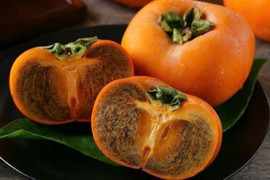 Hơn 1 triệu đồng một kg hồng chocolate Nhật Bản