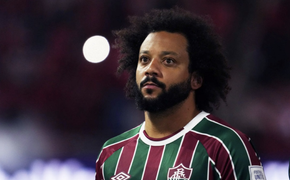 Bạn thân Ronaldo thất nghiệp ở tuổi 36