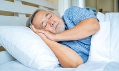 Người cao tuổi ngủ trưa 90 phút hay 30 phút sẽ minh mẫn hơn? 