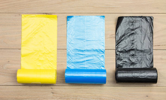 Mẹo xếp túi nylon gọn gàng, tiện dụng