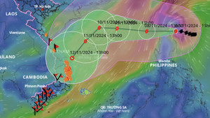 Bão Yinxing giật cấp 17 đi vào Biển Đông, trở thành cơn bão số 7
