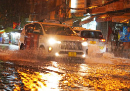 Dự báo thời tiết TP.HCM ngày 8/11: Chiều và đêm có mưa rào và dông rải rác