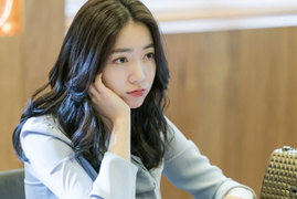 Sao Hàn 12/11: Hwayoung tố T-ara bạo hành, diễn viên ly hôn chồng vì cảnh nóng