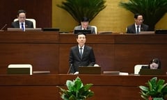 Muốn lấy lại 'trận địa', báo chí phải khác mạng xã hội 