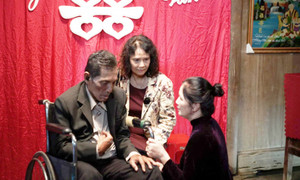 NSND Minh Châu khóc khi thấy Thương Tín sau nhiều năm, kể chuyện đau lòng