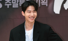 Sao Hàn 13/11: Nguyên nhân qua đời của tài tử Song Jae Rim, IU kiện 180 người