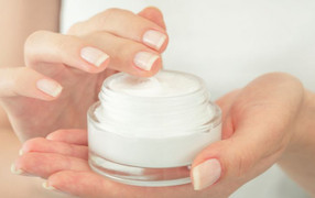 Tiêu huỷ sữa tắm, kem dưỡng không đạt chất lượng