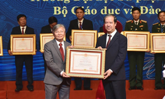 Hơn 1.000 giáo viên nhận danh hiệu Nhà giáo nhân dân, Nhà giáo ưu tú