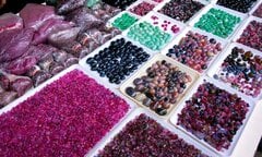Thủ phủ đá quý của Việt Nam thuộc tỉnh nào?