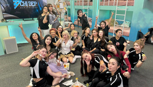 Bị chê 'nghệ sĩ nổi tiếng mà ở ký túc xá', chị cả của show 'Chị đẹp' giải thích