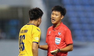 VFF chấn chỉnh trọng tài, yêu cầu VPF có hành động đặc biệt