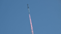 SpaceX không bắt lại tầng đẩy Starship để 'bảo vệ ông Trump'