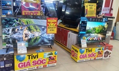 Tivi giảm giá sốc, nhiều mẫu chỉ còn dưới 3 triệu đồng/chiếc