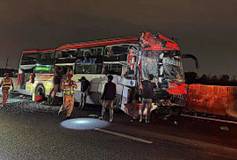 Xe khách tông xe bồn trên cao tốc Phan Thiết - Dầu Giây, 12 người thương vong